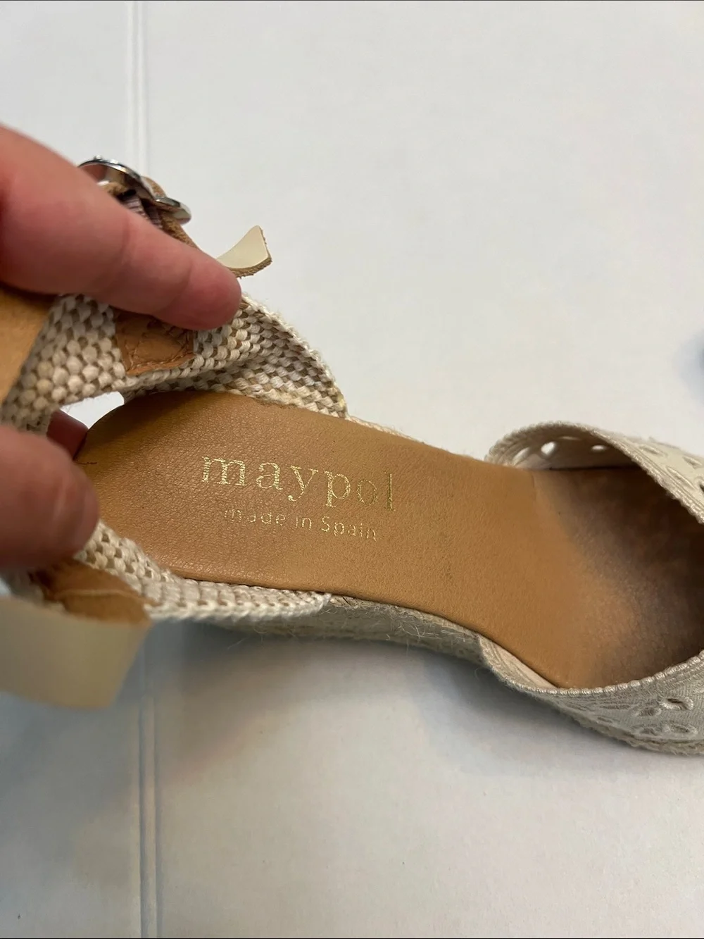 N/A women’s maypol